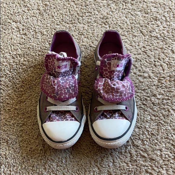 Converse Other - Converse All Star Low Top Chuck T Size 1Y